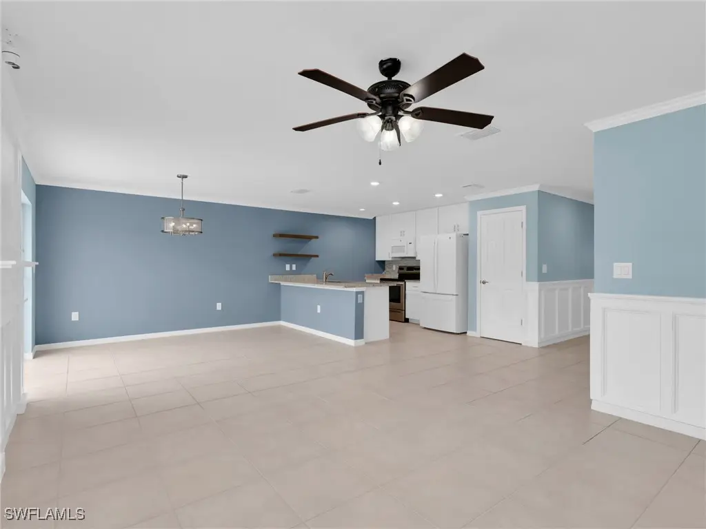 731 Hadley Place W, Naples, FL 34104 - Image #1