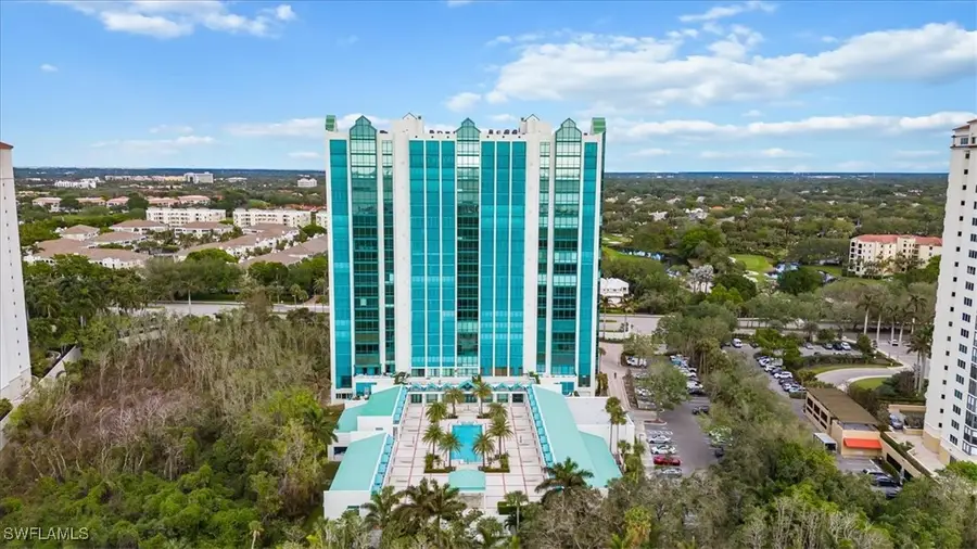 7515 Pelican Bay Boulevard #19C, Naples, FL 34108 - Image #3