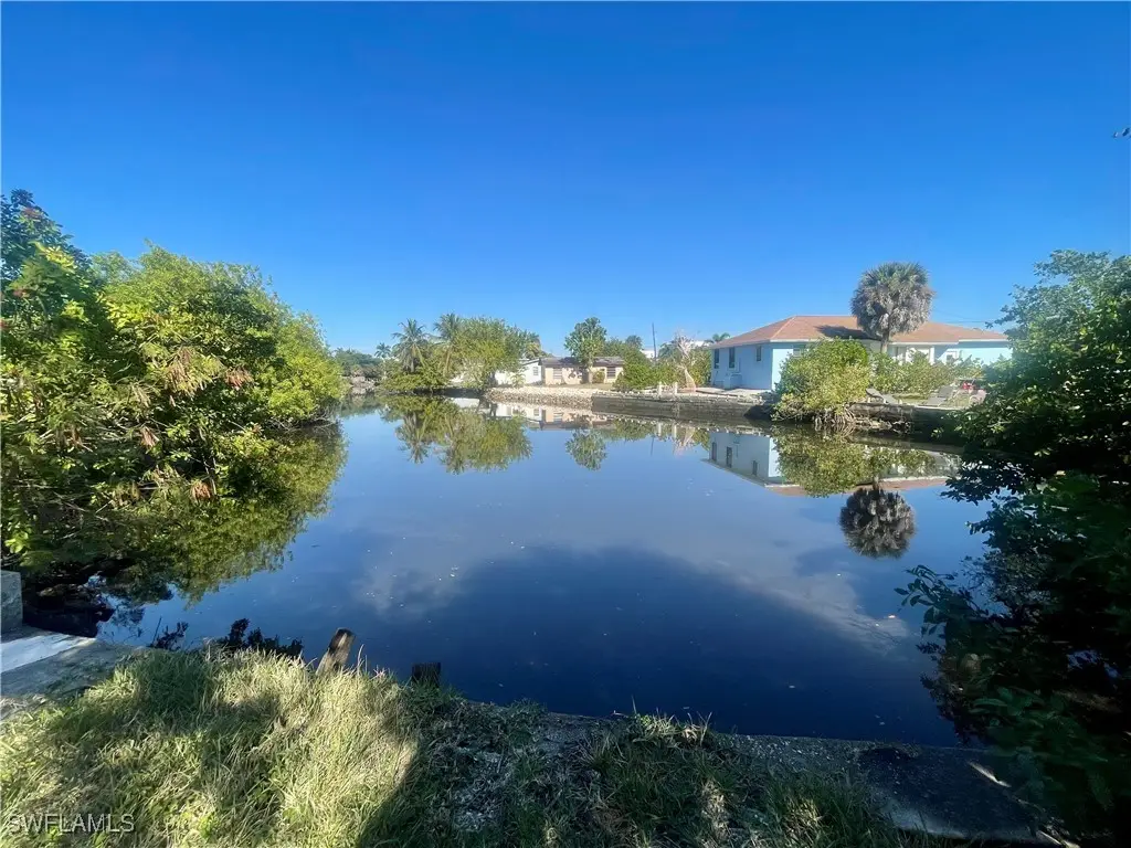 1339 5th Avenue N, Naples, FL 34102 - Image #1