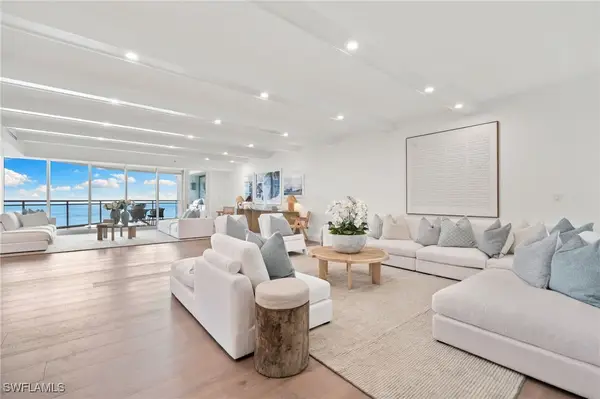 11125 Gulf Shore Drive #PH-1, Naples, FL 34108