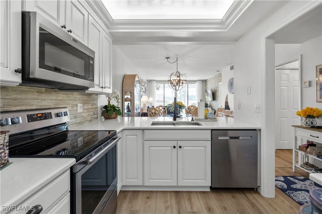 14941 Hole In 1 Circle #103, Fort Myers, FL 33919 - Image #1