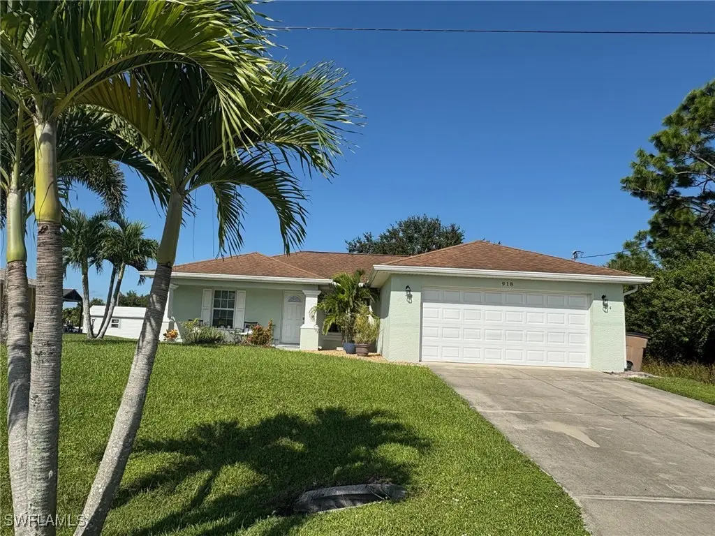 918 Margaret Avenue S, Lehigh Acres, FL 33974 - Image #1