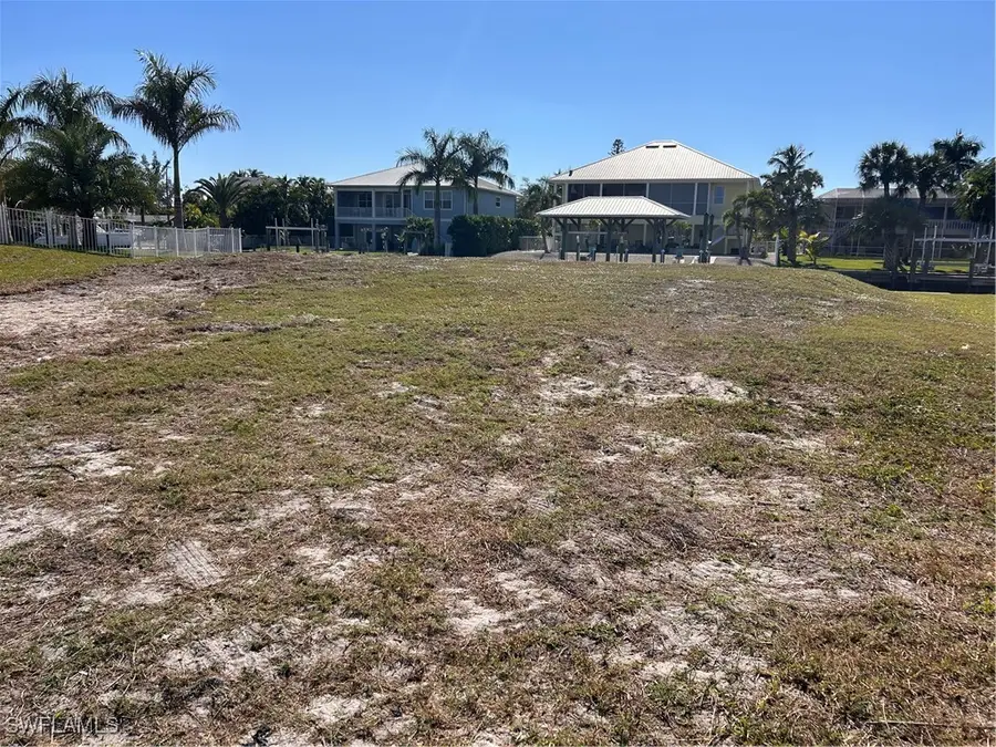 14 Pepita Street, Fort Myers Beach, FL 33931 - Image #2