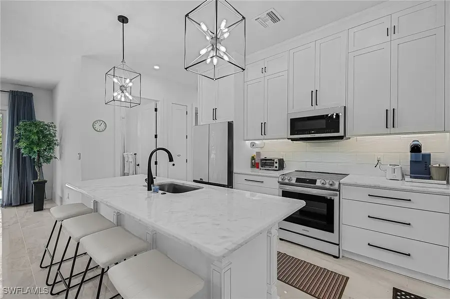 2499 Pine Street, Naples, FL 34112 - #2