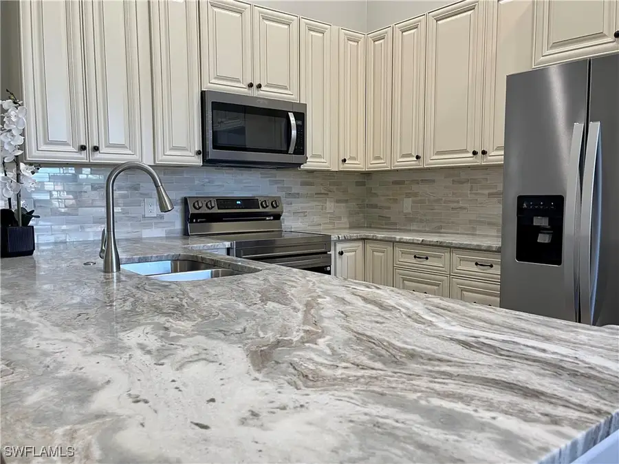 6765 Huntington Lakes Circle #201, Naples, FL 34119 - Image #3