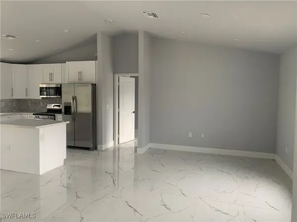 3211 43 Street Sw, Lehigh Acres, FL 33976