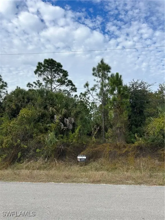 1221 24th Avenue Ne, Naples, FL 34120 - Image #3