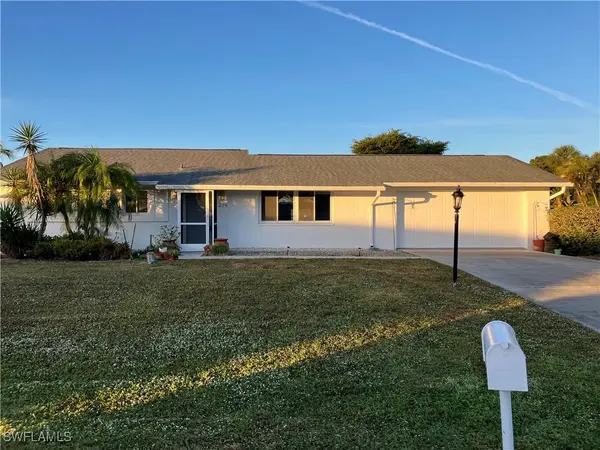 224 Potomac Place, Naples, FL 34112