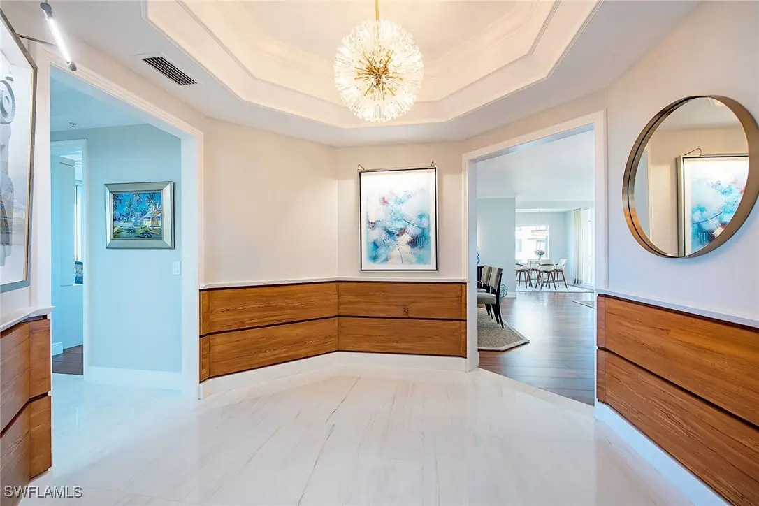 8960 Bay Colony Drive #801, Naples, FL 34108 - Image #1