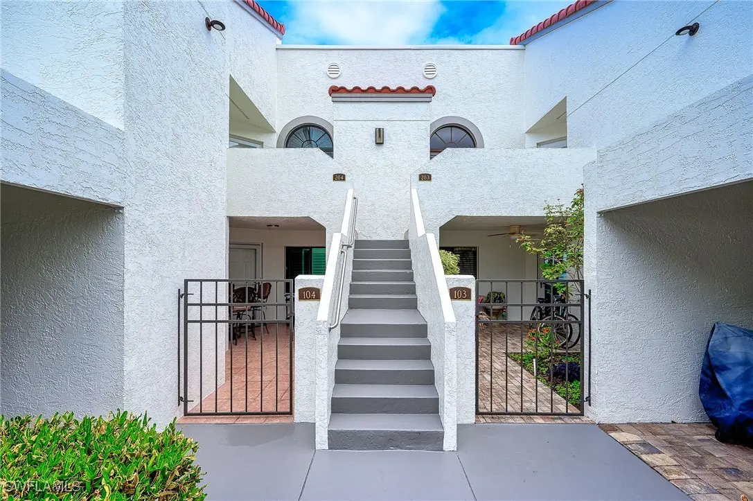 601 Beachwalk Circle #L104, Naples, FL 34108 - Image #1