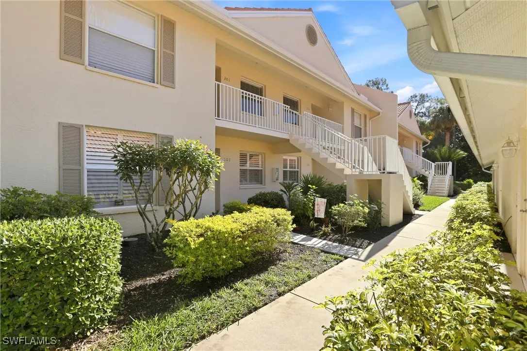 289 Robin Hood Circle #101, Naples, FL 34104 - Image #1