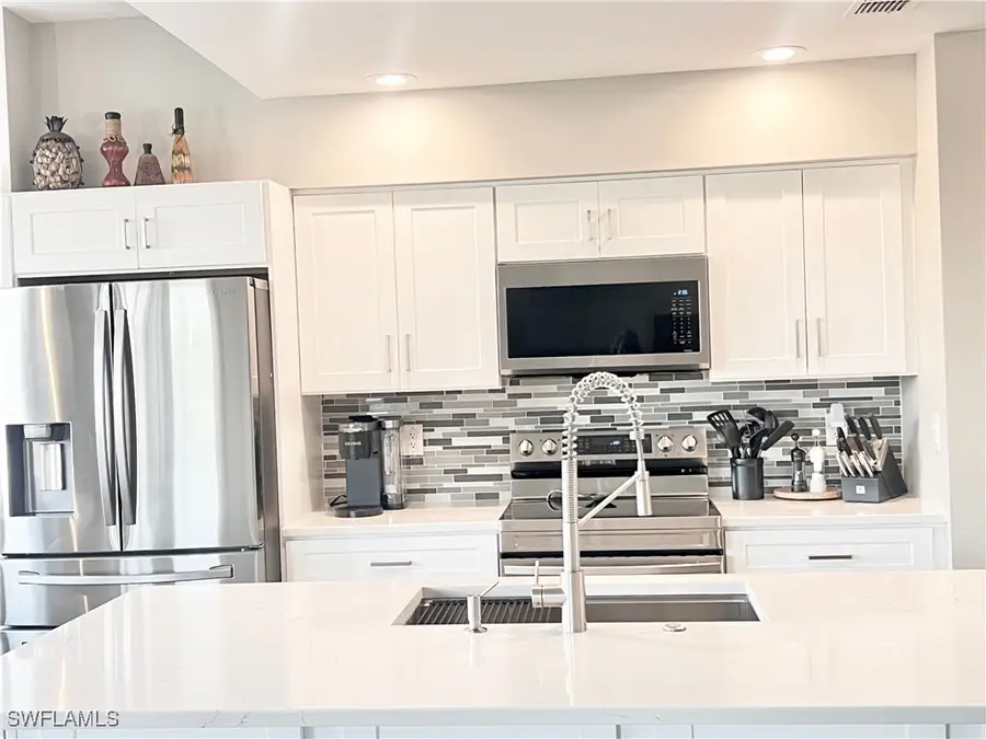 8555 Naples Heritage Drive #213, Naples, FL 34112 - Image #2