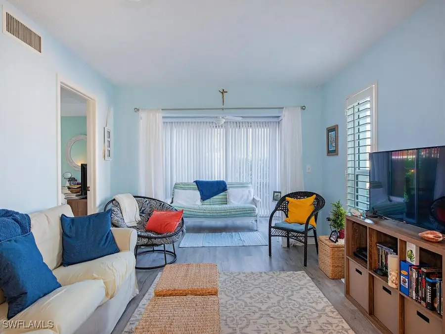 53 High Point Circle W #101, Naples, FL 34103 - Image #2