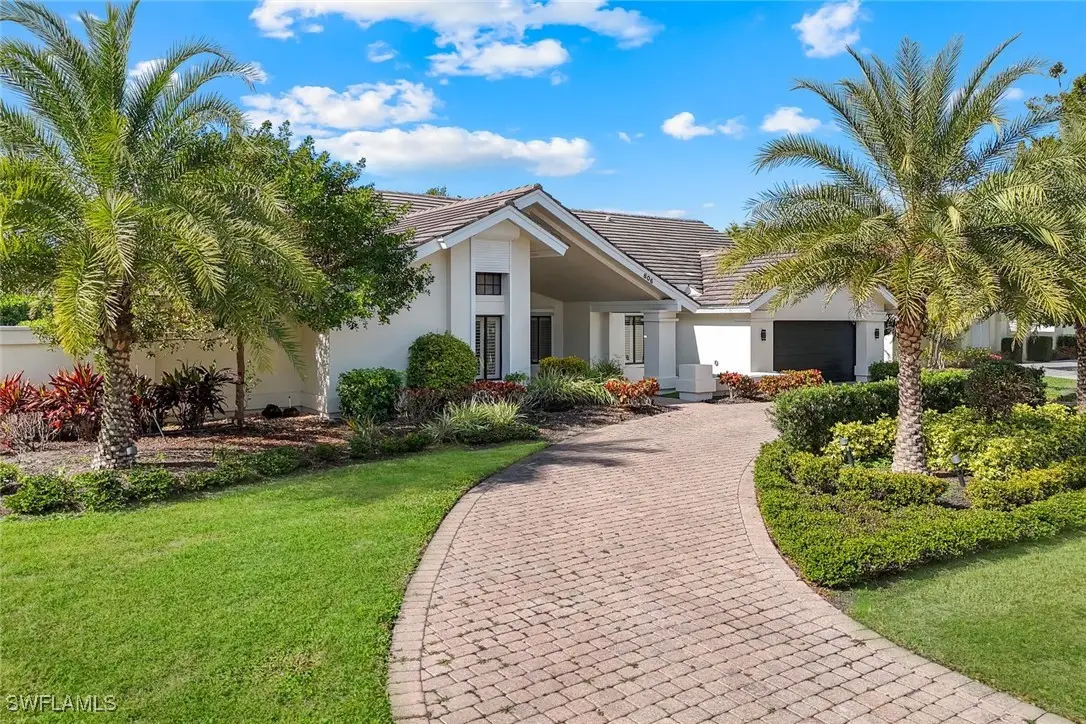 806 Knoll Wood Court, Naples, FL 34108 - Image #1