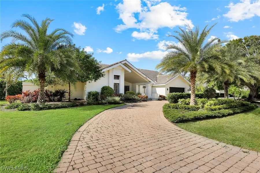 806 Knoll Wood Court, Naples, FL 34108 - Image #2