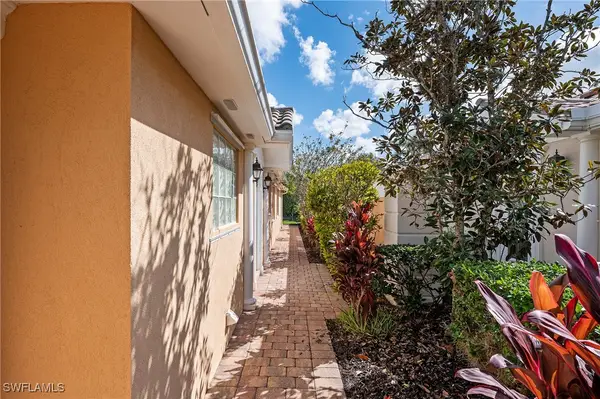 28281 Islet Trail, Bonita Springs, FL 34135