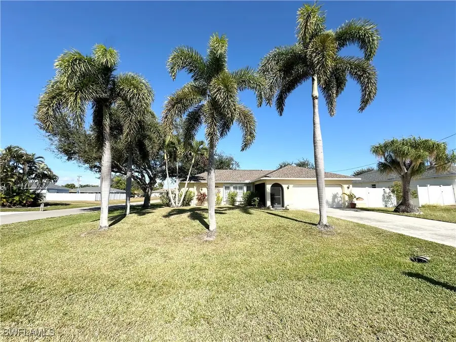1401 SE 19th Lane, Cape Coral, FL 33990 - Image #2