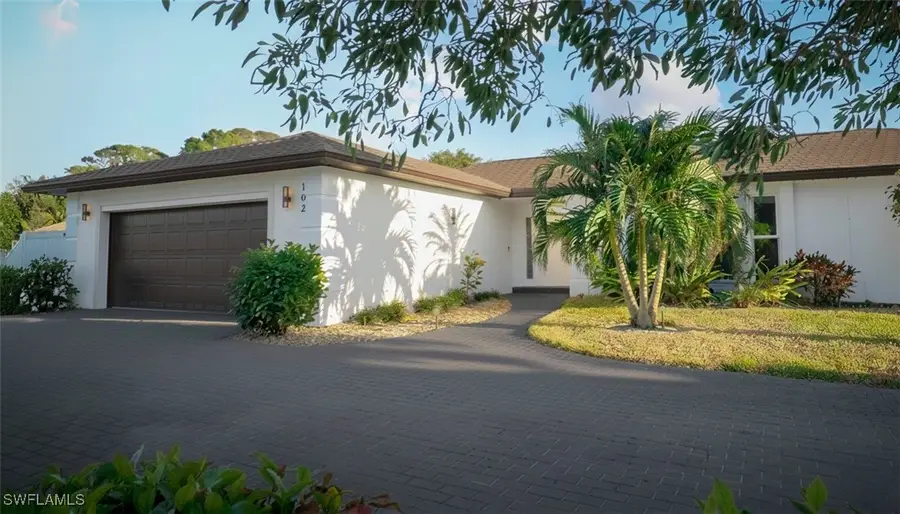 102 Sharwood Drive, Naples, FL 34110 - Image #2