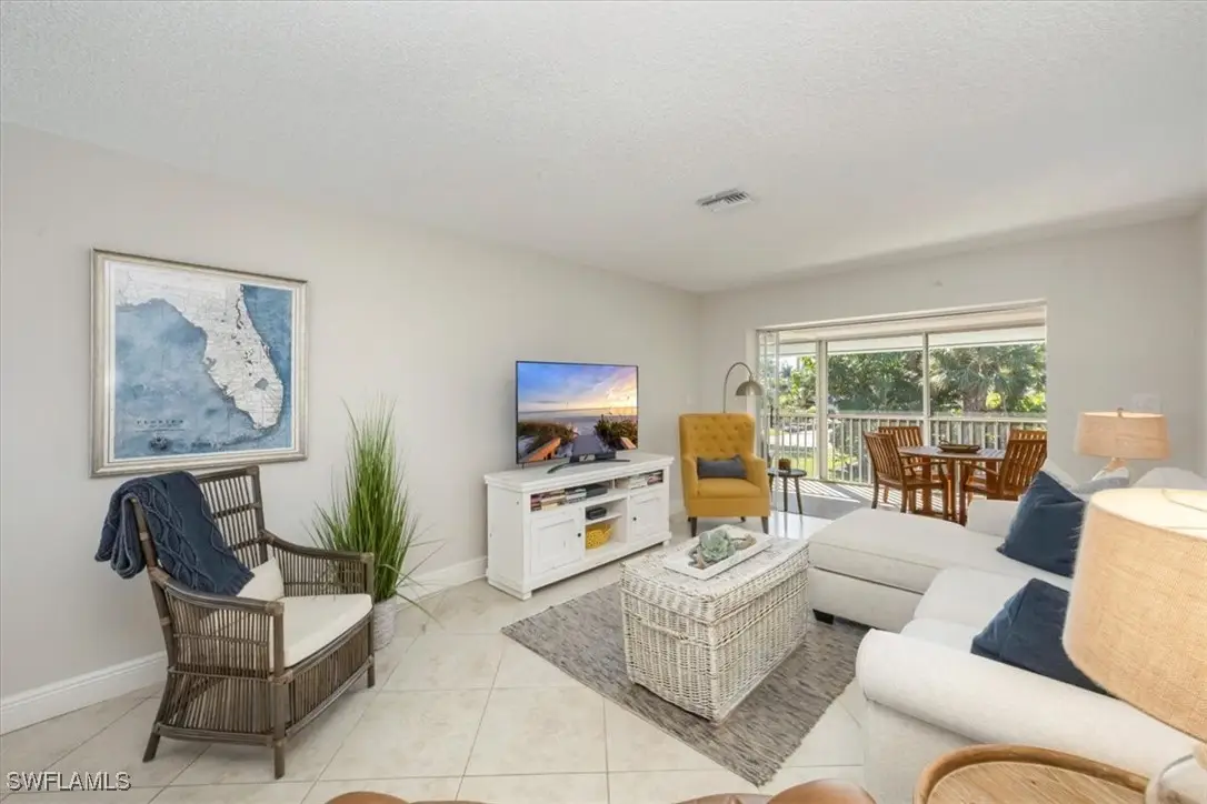 4126 Belair Lane #B6, Naples, FL 34103 - Image #1