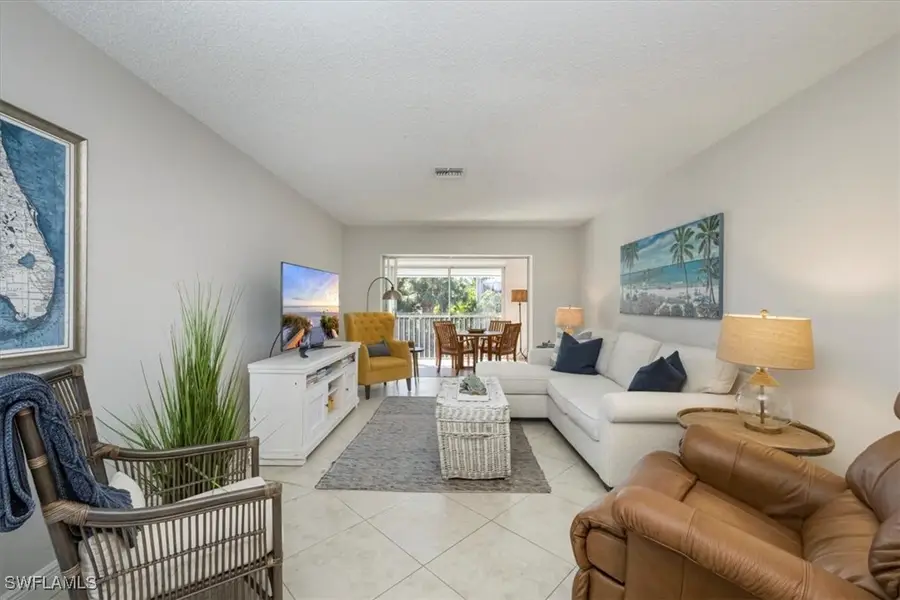 4126 Belair Lane #B6, Naples, FL 34103 - Image #2