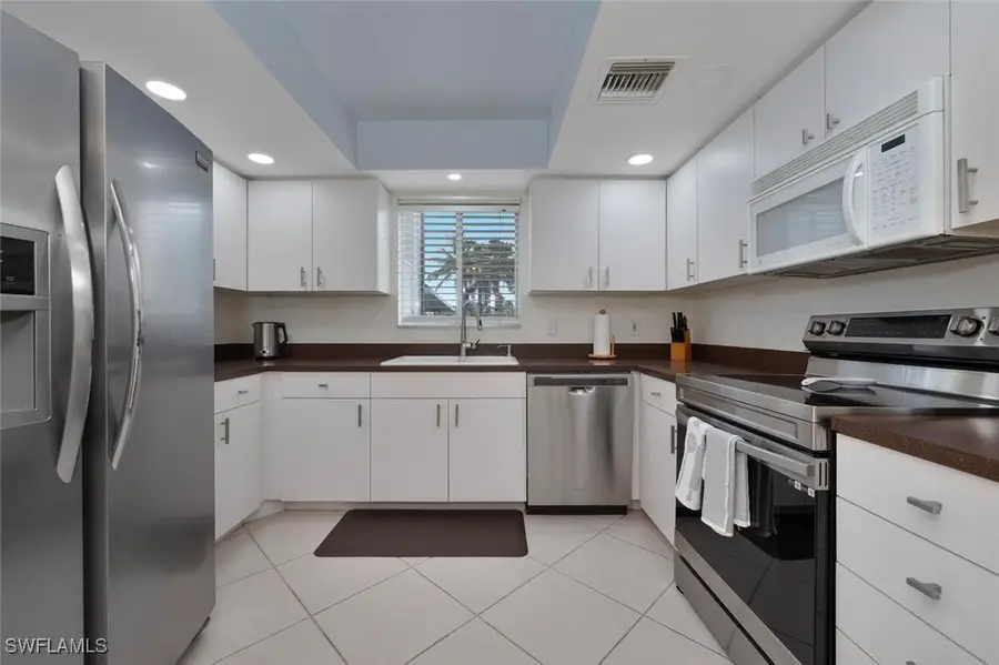 215 Cypress Way E #C4, Naples, FL 34110 - Image #3