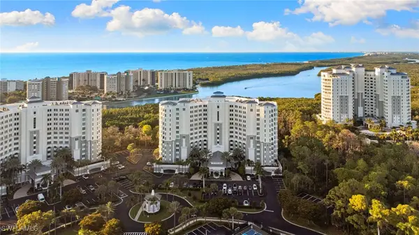 325 Dunes Boulevard #904, Naples, FL 34110