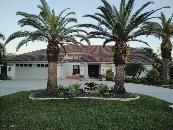 28380 Winthrop Circle, Bonita Springs, FL 34134