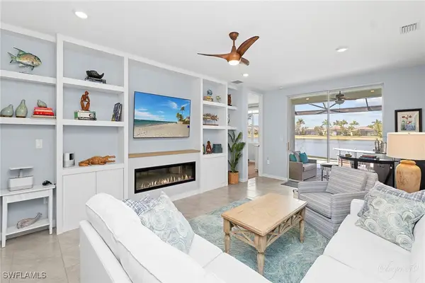 14595 Edgewater Circle, Naples, FL 34114