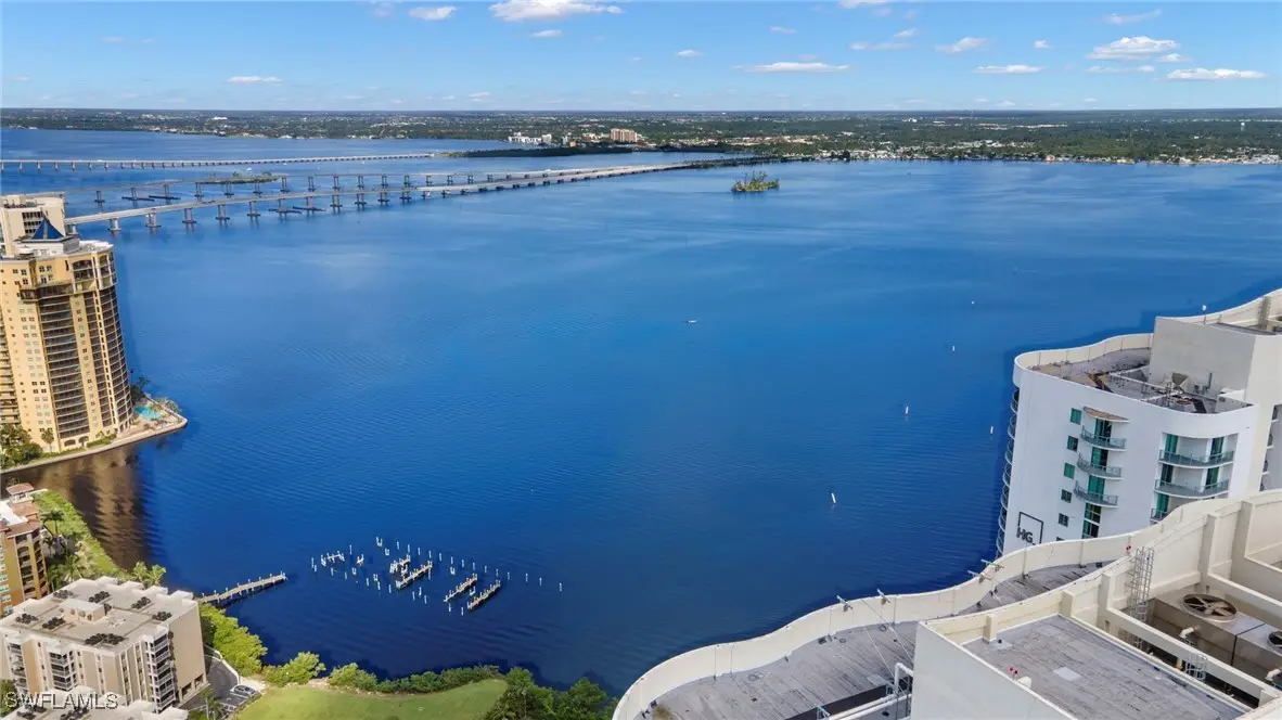 3000 Oasis Grand Boulevard #MPH6, Fort Myers, FL 33916 - Image #1