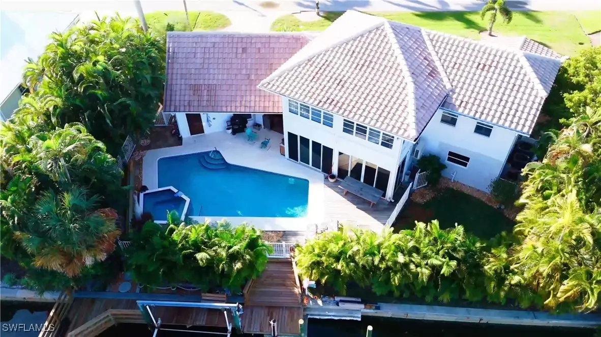 1748 Jewel Box Drive, Sanibel, FL 33957 - Image #1