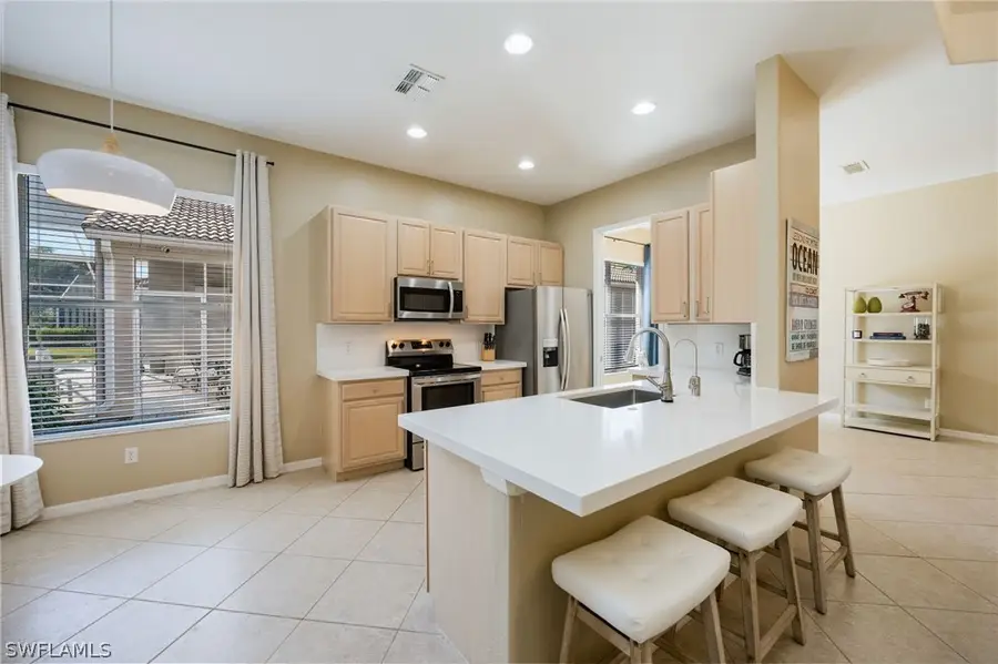 204 Glen Eagle Circle, Naples, FL 34104 - Image #3