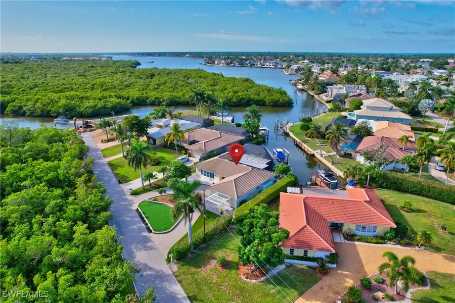 2120 Sandpiper Street, Naples, FL 34102 - Image #2