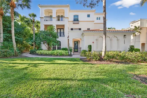 2805 Tiburon Boulevard E #101, Naples, FL 34109