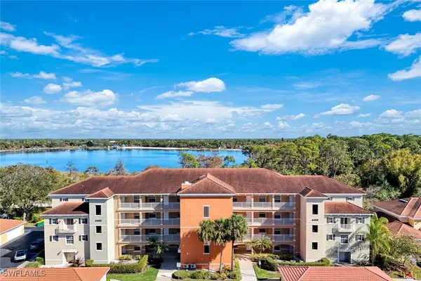 4455 Botanical Place Circle #204, Naples, FL 34112