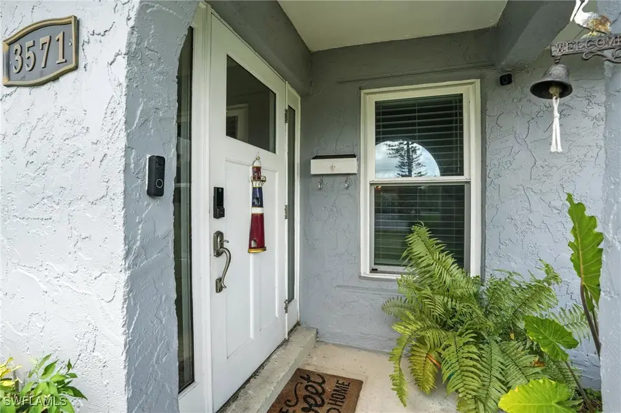 3571 Santiago Way, Naples, FL 34105 - Image #3