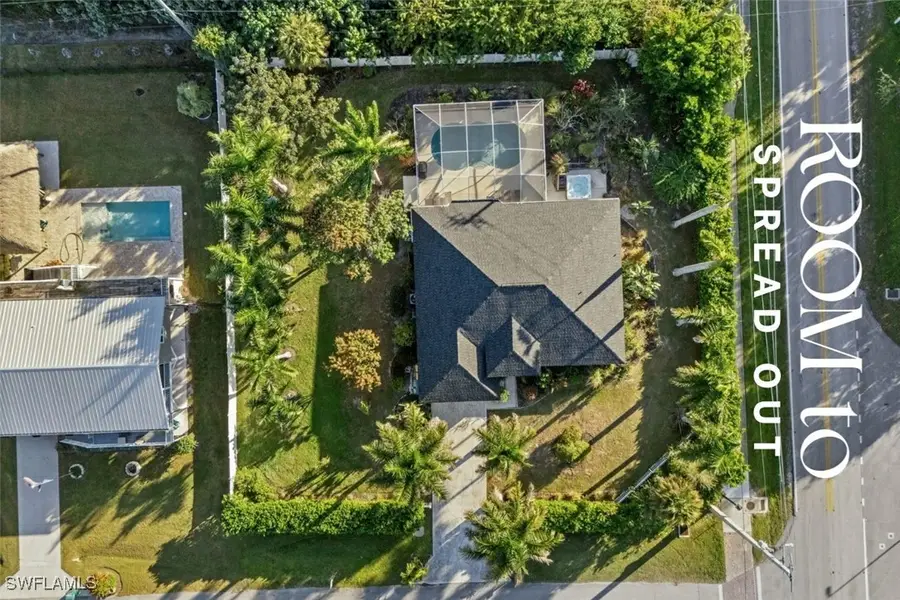 4 Colonial Drive, Naples, FL 34112 - #2