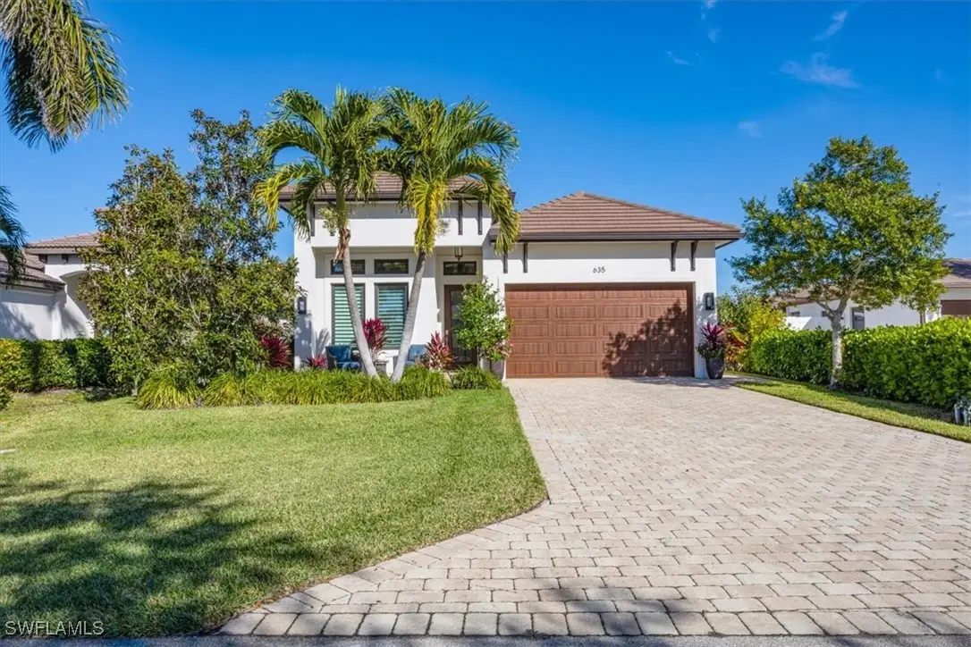 635 96th Avenue N, Naples, FL 34108 - Image #1