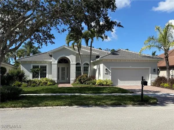 8868 Mustang Island Circle, Naples, FL 34113