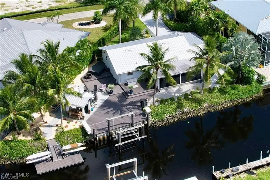 2672 Gulfview Drive, Naples, FL 34112 - Image #2