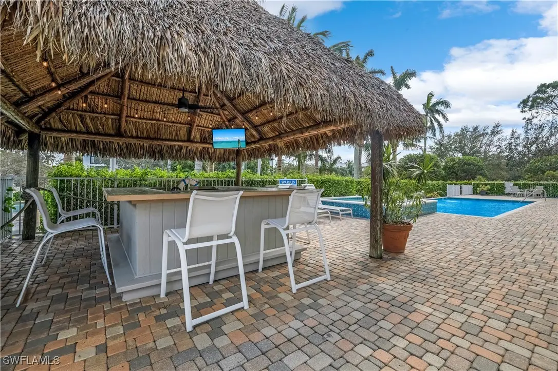 863 9th Avenue S #202, Naples, FL 34102 - Image #1