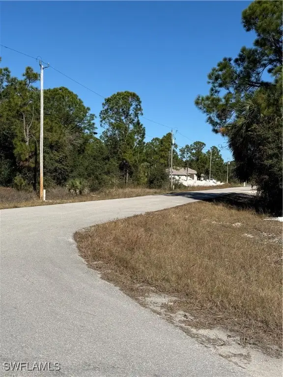 723 Worth Avenue S, Lehigh Acres, FL 33974 - Image #3