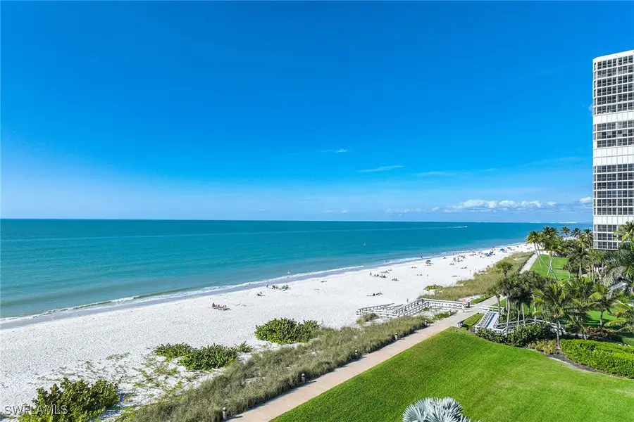 4751 Gulf Shore Boulevard N #904, Naples, FL 34103 - Image #3
