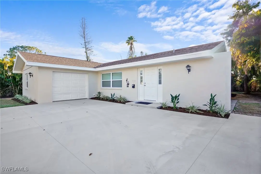 3581 Corana Way, Naples, FL 34105 - Image #1