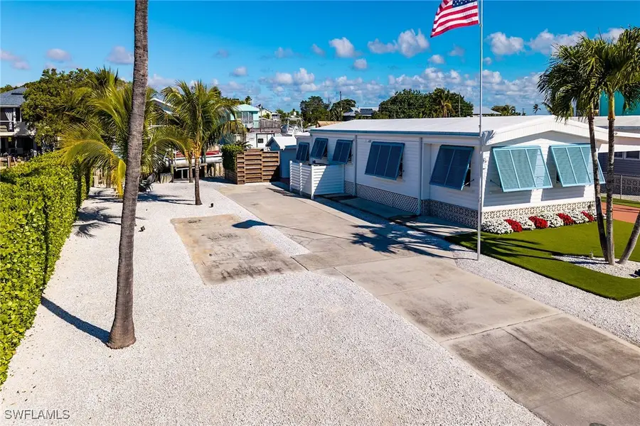 639 Palm Avenue, Goodland, FL 34140 - Image #2