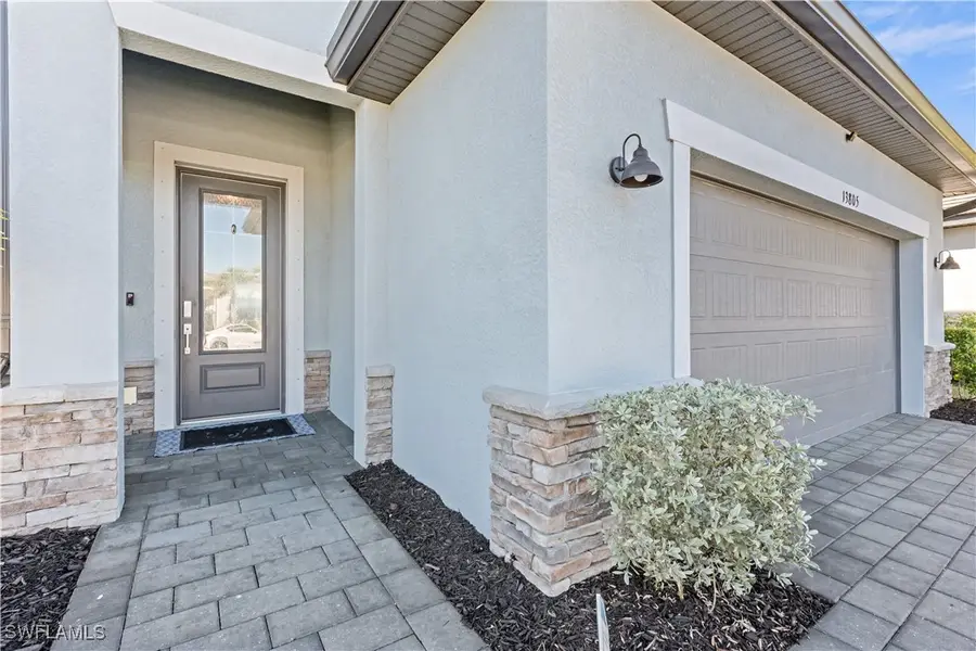 13805 Pine Lodge Lane S, Fort Myers, FL 33913 - Image #2