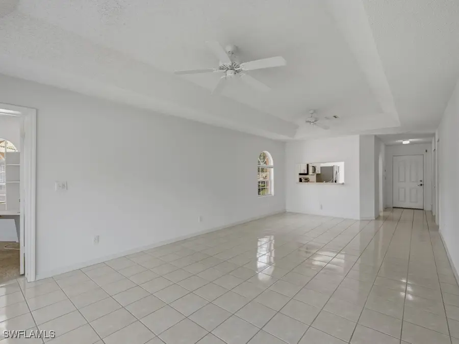 565 Augusta Boulevard #10, Naples, FL 34113 - Image #2