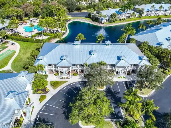 7930 Mahogany Run Lane #811, Naples, FL 34113