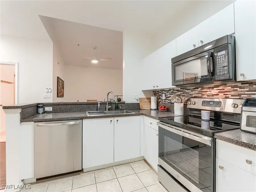 15433 Bellamar Circle #1025, Fort Myers, FL 33908 - Image #3