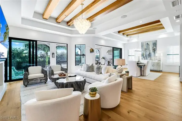 16320 Corsica Way #202, Naples, FL 34110