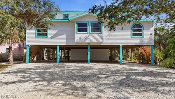 21697 / 699 Indian Bayou Drive #699, Fort Myers Beach, FL 33931